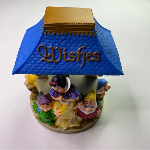 Snow White Wishing Well Plastic Disney Bank Kids - Picture 6 of 16